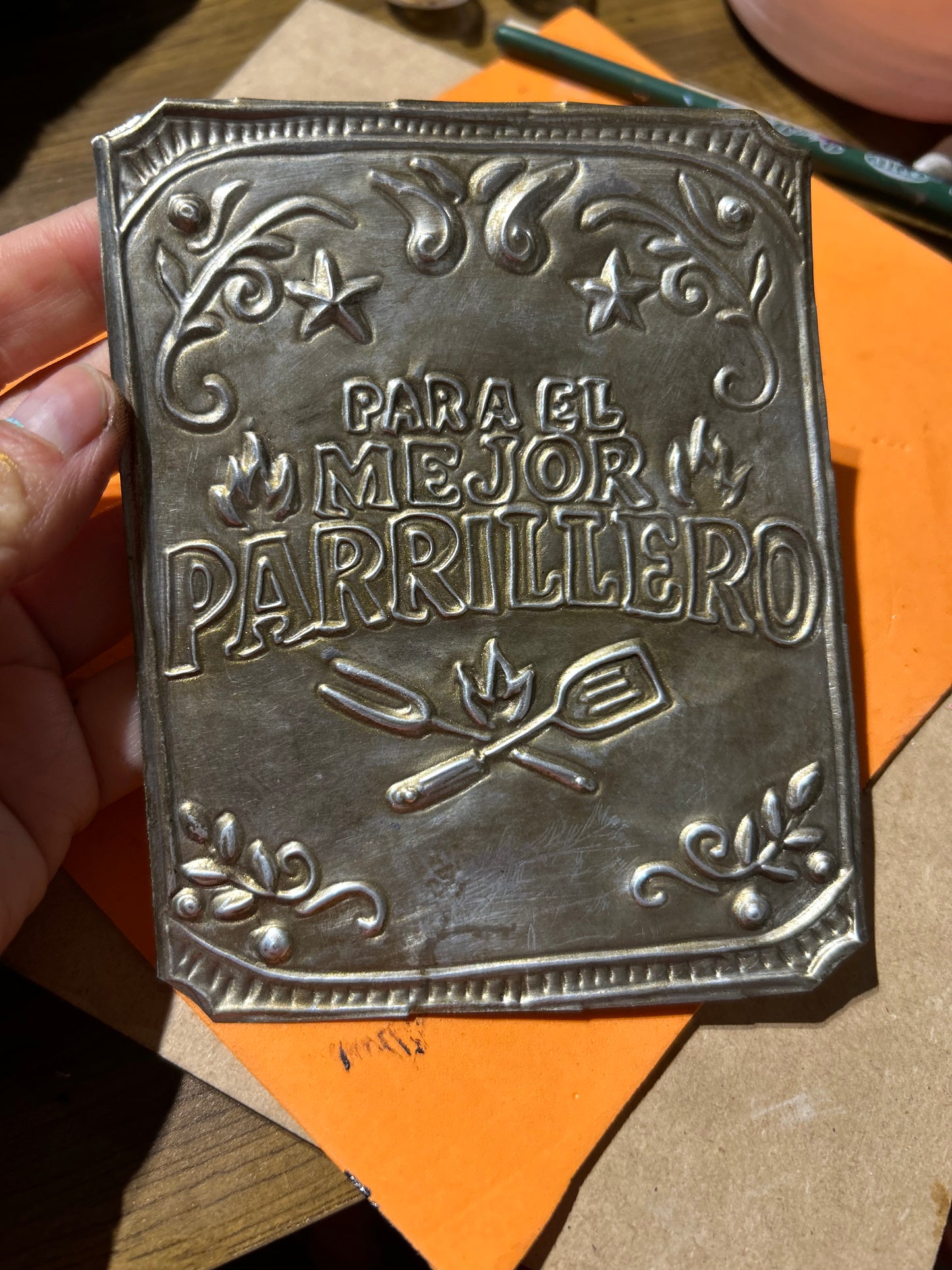 Taller repujado-Creando el regalo de papá- Sáb 6 Junio de 11:00-14:00 hrs